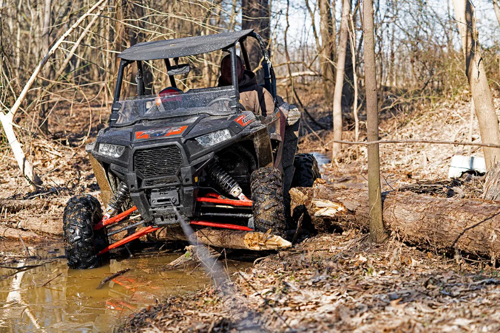 rzr-winch-install1.webp